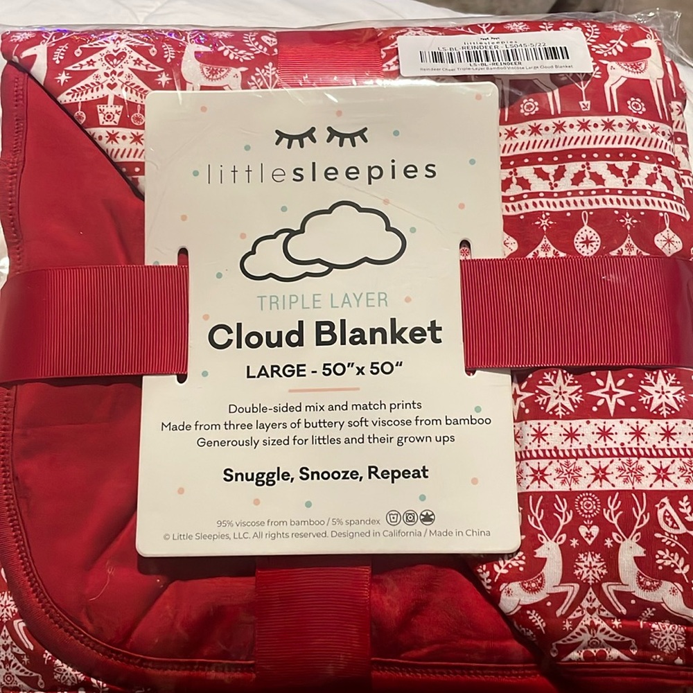 NWT - Little Sleepies Holiday Blanket